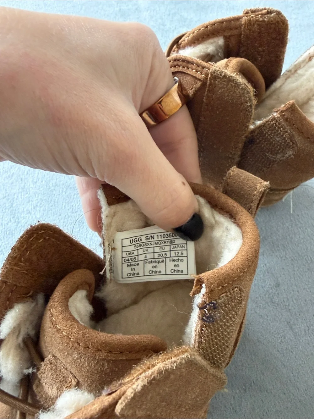 UGG tag says